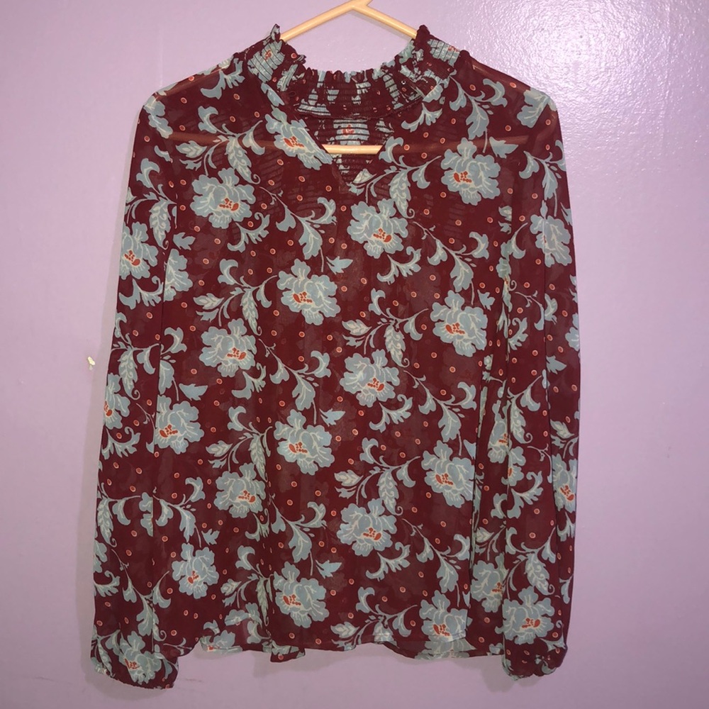 🌸Sheer floral  blouse 🌸
